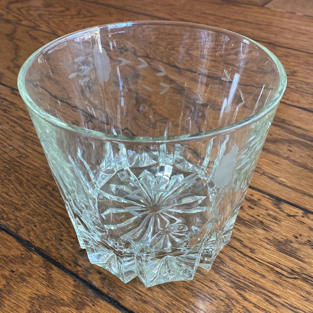 Decorative Crystal Bowl with Etched Design - Picture 1 of 8